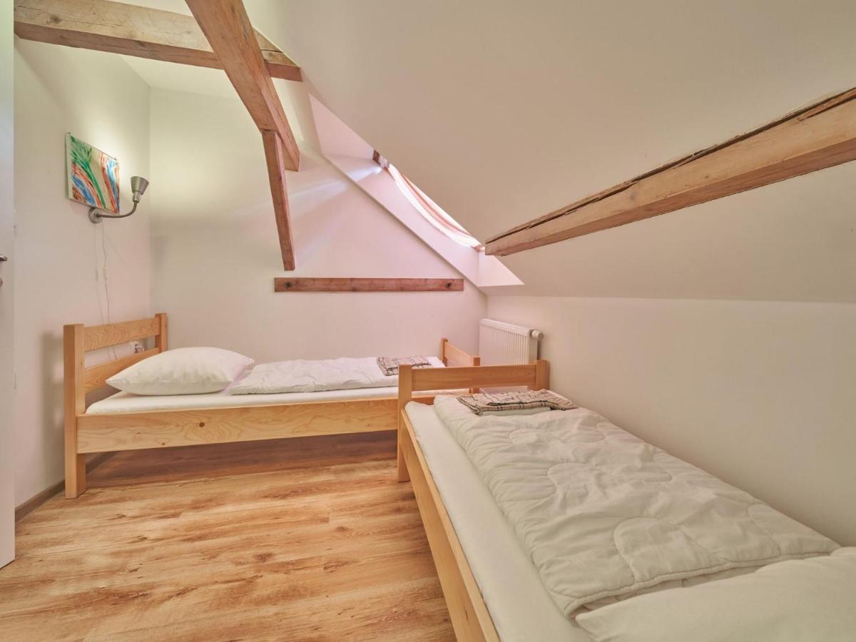 Holiday Home In Lampertice With Swimming Pool Eksteriør bilde